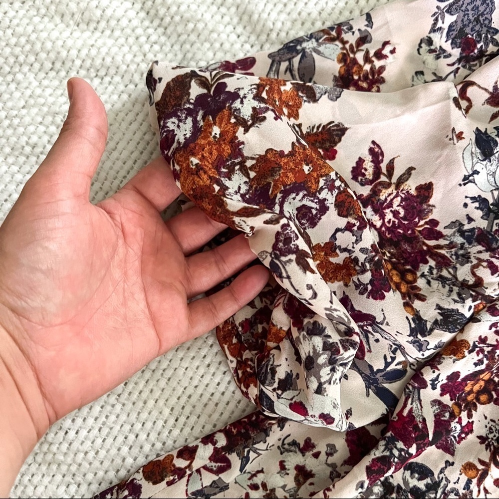 Eyeshadow Blouse - Picture 2 of 4